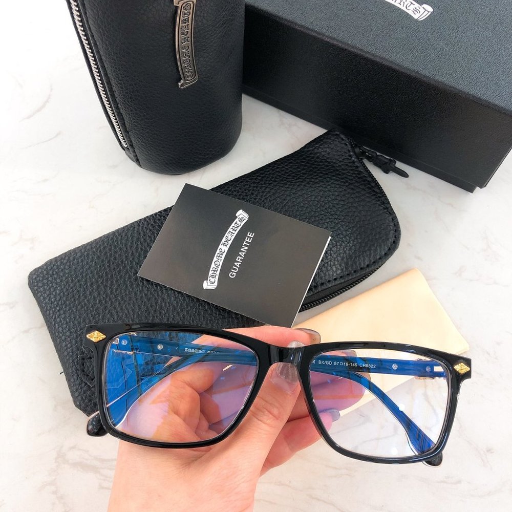 Chrome Hearts fashion eyeglass frame can be matched with the degree of flat gla